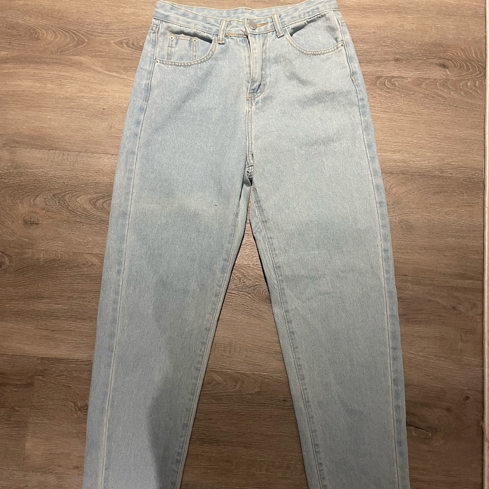 jeans - Picture 1 of 3